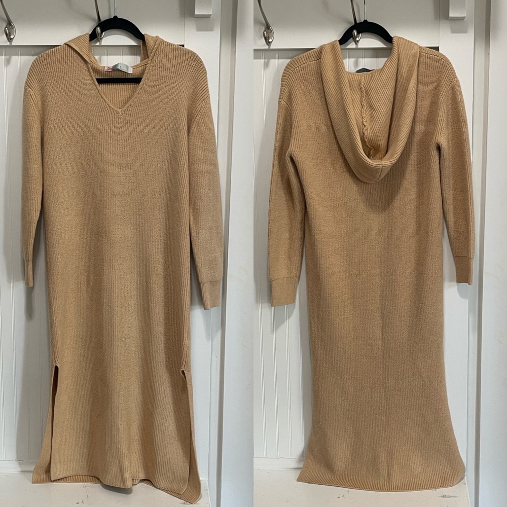 Free People Beach Claudia ribbed hooded Sweater Dress Camel
Size small